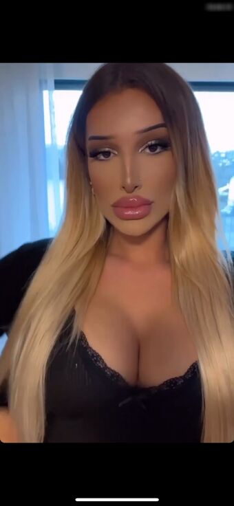 _Glamzon_ Photo Fuites Nudes OnlyFans 18