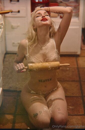Glume Photo Fuites Nudes OnlyFans 3