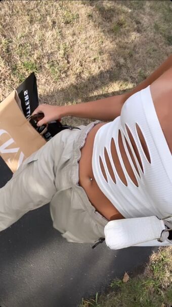 Grace Bidd Photo Fuites Nudes OnlyFans 17