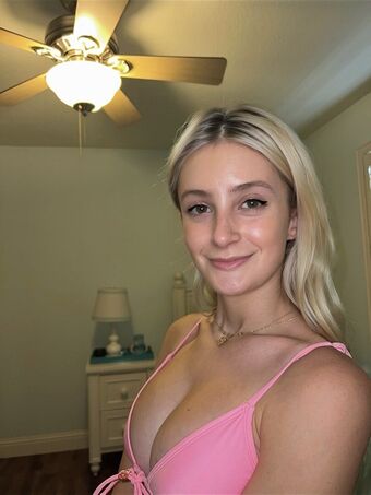 Hailey Sinclair Photo Fuites Nudes OnlyFans 3