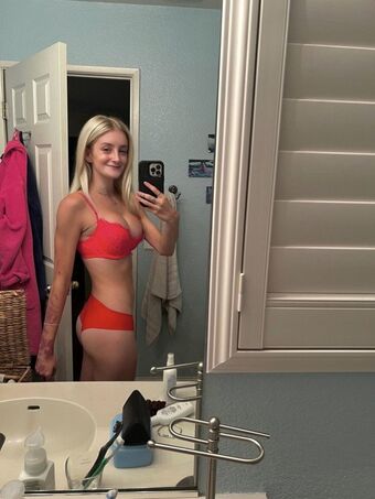 Hailey Sinclair Photo Fuites Nudes OnlyFans 4