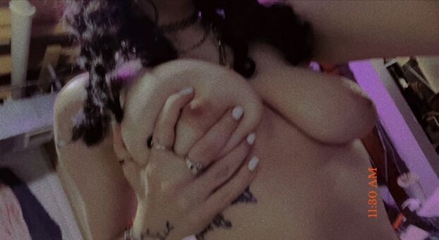 Halley Photo Fuites Nudes OnlyFans 17