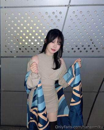 hanaxmiku