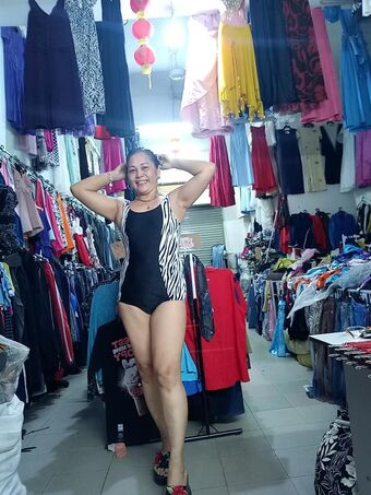 Helen Bundle Photo Fuites Nudes OnlyFans 12