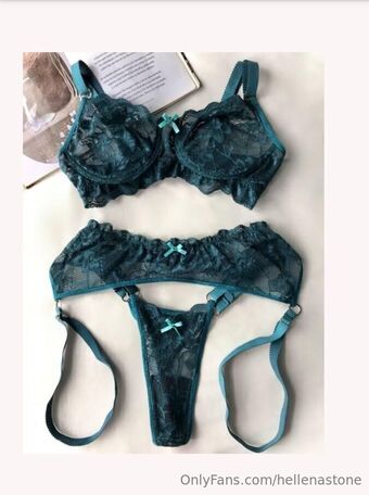 Hellenastone Photo Fuites Nudes OnlyFans 15