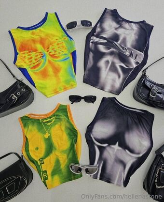 Hellenastone Photo Fuites Nudes OnlyFans 21