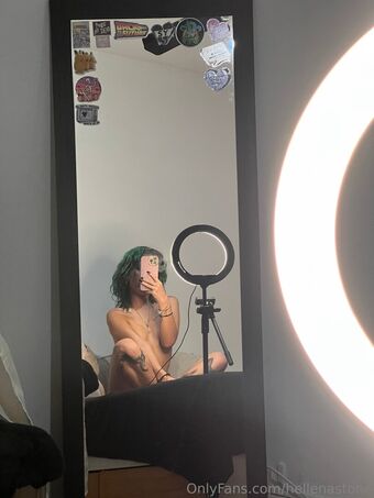 Hellenastone Photo Fuites Nudes OnlyFans 24