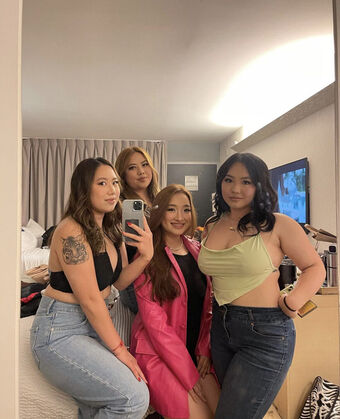 Hmong Photo Fuites Nudes OnlyFans 2