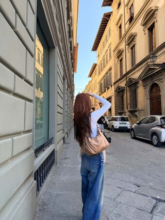 Huh Yunjin 허윤진 Photo Fuites Nudes OnlyFans 27