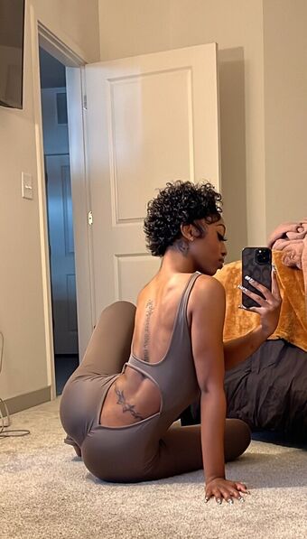 Imani Photo Fuites Nudes OnlyFans 19