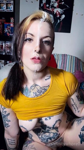 InfinityWhore Photo Fuites Nudes OnlyFans 3