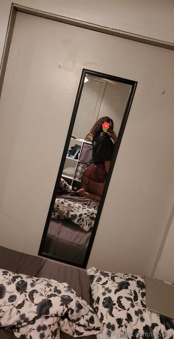 itsssari Photo Fuites Nudes OnlyFans 17
