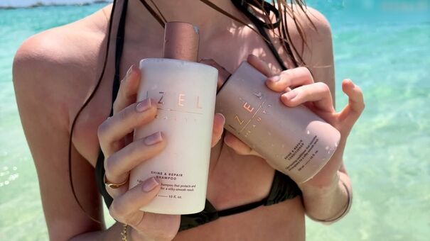 Iza and Elle Photo Fuites Nudes OnlyFans 26