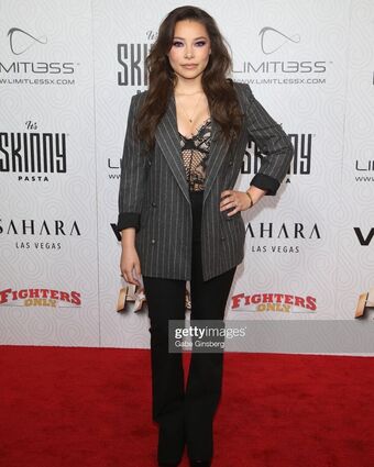 Jessica Parker Kennedy