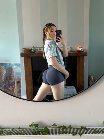 jizzoverjess