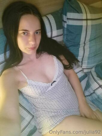 julia92 Photo Fuites Nudes OnlyFans 8
