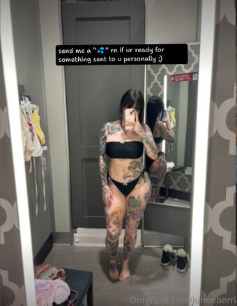 Juneeberri Photo Fuites Nudes OnlyFans 11