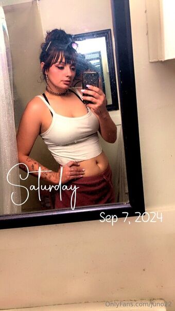 juno22 Photo Fuites Nudes OnlyFans 7