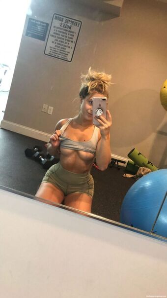 Kat W Photo Fuites Nudes OnlyFans 16
