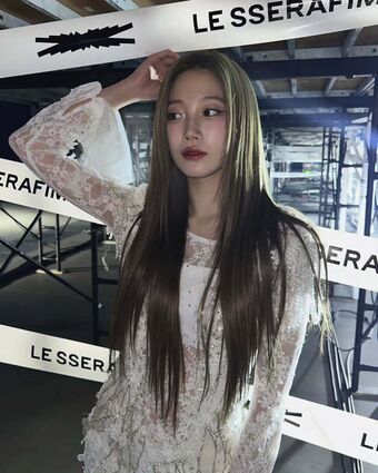 Kazuha Nakamura 中村 一葉