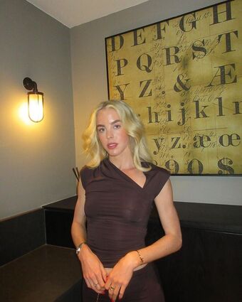 Keely Hodginkinson Photo Fuites Nudes OnlyFans 14