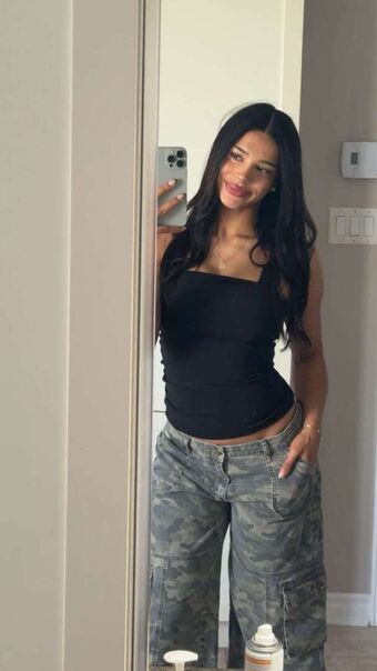 Kiana Dufour Photo Fuites Nudes OnlyFans 57