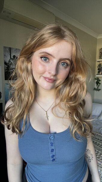 Krysttl Photo Fuites Nudes OnlyFans 39