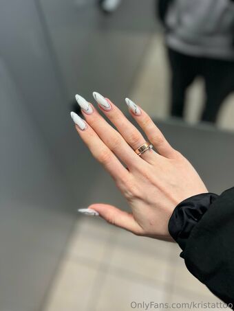 kstattoo Photo Fuites Nudes OnlyFans 14