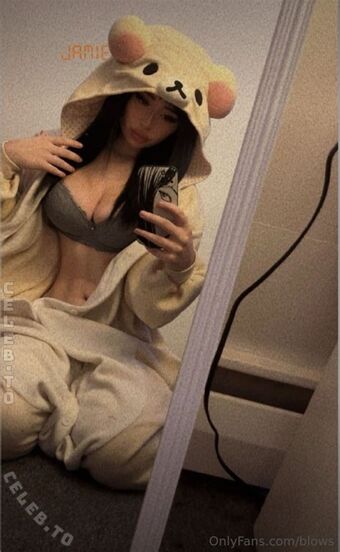 lain.verse Photo Fuites Nudes OnlyFans 10