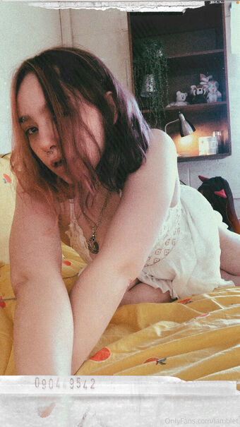lamblet Photo Fuites Nudes OnlyFans 36