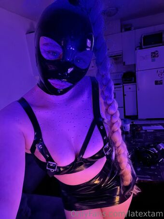 latextam Photo Fuites Nudes OnlyFans 6