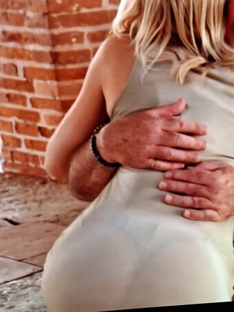 Laura Hamilton Photo Fuites Nudes OnlyFans 120