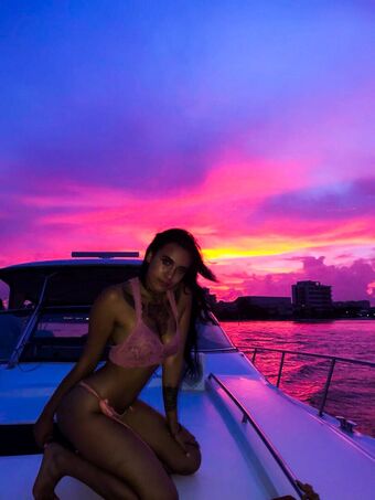 Laura Zarate Photo Fuites Nudes OnlyFans 3