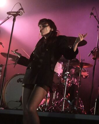 Lauren Mayberry