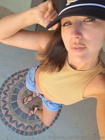 leahdavisonme