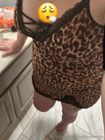 leglessdesires Photo Fuites Nudes OnlyFans 17