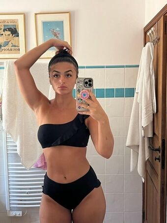 Lenna Vivas Photo Fuites Nudes OnlyFans 89