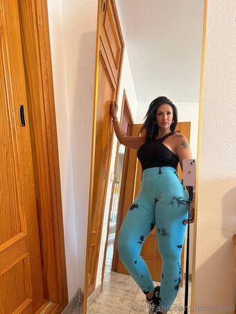 leoniss69 Photo Fuites Nudes OnlyFans 4