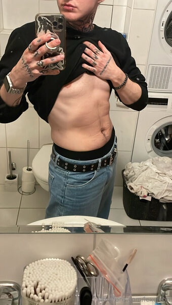 lexeleon Photo Fuites Nudes OnlyFans 2