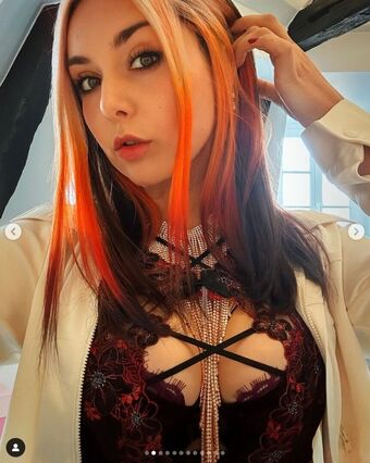 Lila Lacombe Photo Fuites Nudes OnlyFans 11