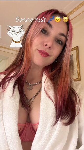 Lila Lacombe Photo Fuites Nudes OnlyFans 19
