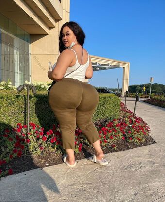 Lindaa23 Photo Fuites Nudes OnlyFans 25