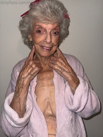 lindahope1939 Photo Fuites Nudes OnlyFans 80