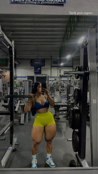 Linnnna Linnnna Photo Fuites Nudes OnlyFans 1