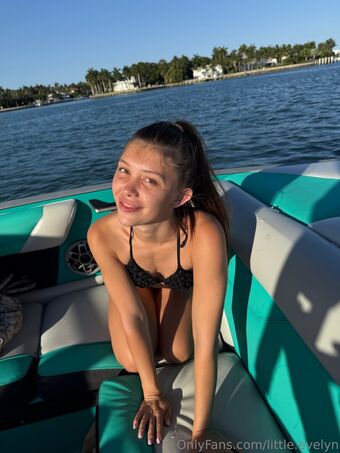 little.evelyn Photo Fuites Nudes OnlyFans 49