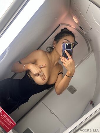 Lizzy-acosta
