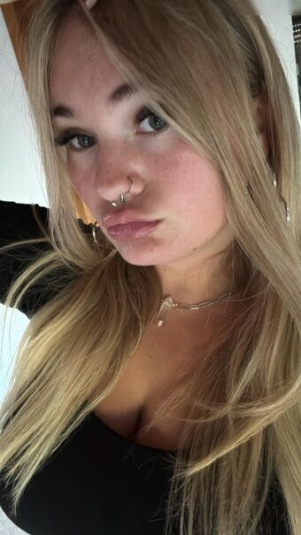Lizzy_Cherry Photo Fuites Nudes OnlyFans 23