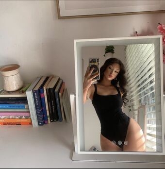 localmiloconsumer Photo Fuites Nudes OnlyFans 1