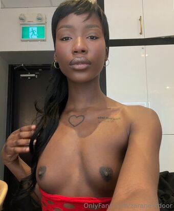 LomlZara Photo Fuites Nudes OnlyFans 29