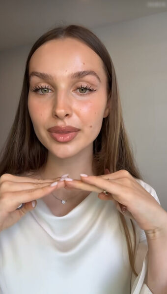 Louisa jindaoui Photo Fuites Nudes OnlyFans 57